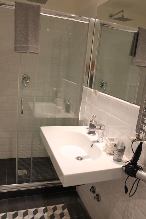 Spazio Cavour Guesthouse Rome Extérieur photo