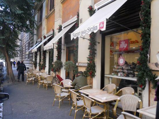 Spazio Cavour Guesthouse Rome Extérieur photo
